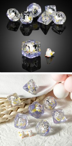 7 DICE, RESIN DICE SET, TRANSPARENT WITH CHICKENS