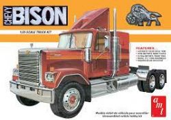 AMT -  1/25 - CHEVROLET BISON CONVENTIONAL TRACTOR