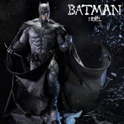 BATMAN -  BATMAN NOEL EXCLUSIVE FIGURE - BATMAN ARKHAM ORIGINS - 1/3 SCALE -  IRON STUDIOS