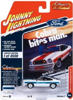 CLASSIC GOLD -  1978 FORD MUSTANG COBRA II 1/64 - WHITE -  JOHNNY LIGHTNING 1