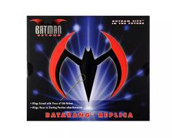 DC COMICS -  BATARANG REPLICA -  BATMAN BEYOND