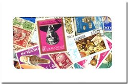 ECUADOR -  300 ASSORTED STAMPS - ECUADOR