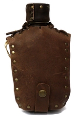 EQUIPMENT -  BOTTLE IN LEATHER CASE - BROWN