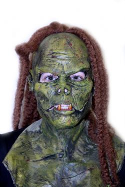 FANTASY -  FEMALE ORC MASK WITH NET