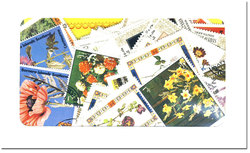 FLOWERS -  125 ASSORTED STAMPS - FLOWERS
