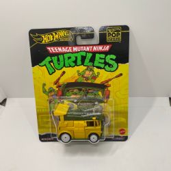 HOT WHEELS -  PARTY WAGON -  POP CULTURE CAR