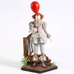 IT -  PENNYWISE STATUE (9.8')