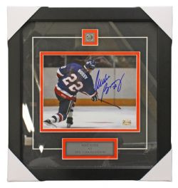 NEW YORK ISLANDERS -  MIKE BOSSY AUTOGRAPHED FRAME PHOTO (8