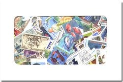 NEW ZEALAND -  800 ASSORTED STAMPS - NEW ZEALAND