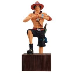 ONE PIECE -  PORTGAS D ACE FIGURE - WHITEBEARD PIRATES -  MASTERLISE EXPIECE