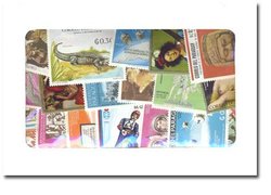 PARAGUAY -  500 ASSORTED STAMPS - PARAGUAY