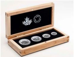 PLATINUM FRACTIONAL SETS -  A ROYAL WEDDING ANNIVERSARY -  2017 CANADIAN COINS 01