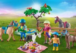 PLAYMOBIL -  RIDERS, HORSES AND PICNIC (67 PIECES) 71239