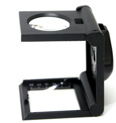 POCKET MAGNIFIERS -  FOLDING MAGNIFIER WITH CALIBRATION (10X)