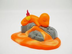 POKEMON -  CHARMANDER LIGHT-UP SCENE