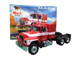 REVELL -  1/32 - MACK R-MODEL (SKILL LEVEL 4) 11961