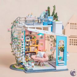 ROBOTIME -  DORA'S LOFT - MINIATURE HOUSE -  ROLIFE