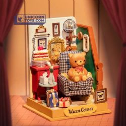 ROBOTIME -  HOLIDAY LIVING ROOM - DOLLHOUSE MINIATURES -  ROLIFE