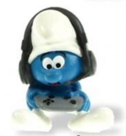 SCHLEICH FIGURE -  GAMER SMURF 2024 -  THE SMURFS 20850