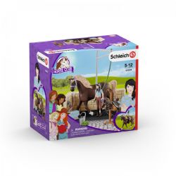 SCHLEICH FIGURE -  WASHING AREA WITH EMILY AND LUNA -  HORSE CLUB 42438