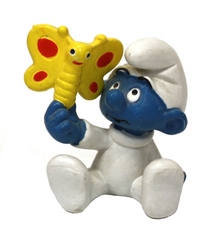 SMURFS -  BABY SMURF WITH BUTTERFLY - SLIGHT WEAR -  1985 SMURFS 20218