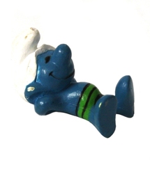 SMURFS -  GREEN SUNBATHER SMURF (SLIGHT WEAR) -  1970 SMURFS 20014