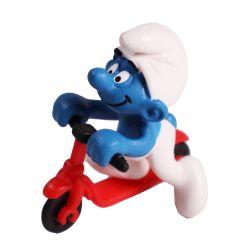 SMURFS -  SMURF ON SCOOTER 40230