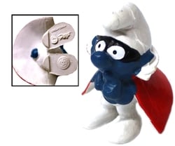 SMURFS -  SPY SMURF - SCHLEICH LOGO VARIETY - SLIGHT WEAR 20008