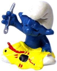 SMURFS -  TAILOR SMURF - WITHOUT RED THREAD VARIETY -  1980 SMURFS 20063