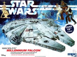 STAR WARS -  MILLENNIUM FALCON MODEL KIT 1/72
