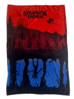 STRANGER THINGS -  THE UPSIDE DOWN THROW (100 X 150 CM)