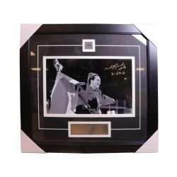 TEAM CANADA -  MARIE-PHILIP POULIN AUTOGRAPHED FRAME PHOTO (8