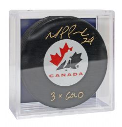 TEAM CANADA -  MARIE-PHILIP POULIN AUTOGRAPHED HOCKEY PUCK - (LOGO)