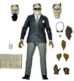 UNIVERSAL CLASSIC MONSTERS -  INVISIBLE MAN ACTION FIGURE (7
