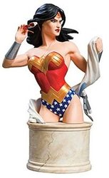 WOMEN OF THE D.C. UNIVERSE -  WODER WOMAN