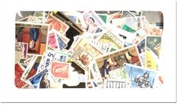 WORLD -  1400 ASSORTED STAMPS - WORLD