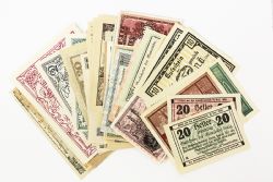 WORLD PAPER MONEY -  50 NEW DIFFERENT AUSTRIA NOTGELD PAPER MONEY SET