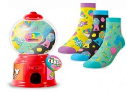 3 PAIRES DE BAS DANS UNE MACHINE À GOMMES (ENFANT - 4-8 ANS)