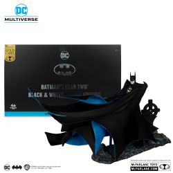 BATMAN -  FIGURINE DU BATMAN (YEAR TWO) - BLACK AND WHITE ACCENT EDITION - GOLD LABEL - DC MULTIVERSE -  MCFARLANE TOYS