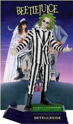 BEETLEJUICE -  FIGURINE DE BETTLEJUICE EN COSTUME RAYÉ - MOVIE MANIACS -  MCFARLANE TOYS