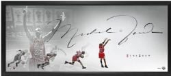 BULLS DE CHICAGO -  CADRE AUTOGRAPHIÉE DE MICHAEL JORDAN - 