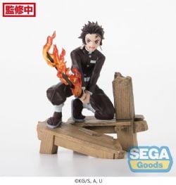 DEMON SLAYER -  FIGURINE DE TANJIRO KAMADO - SWORDSMITH VILLAGE ARC -  XROSS LINK