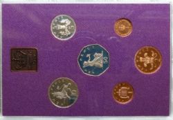 ENSEMBLES NUMISMATIQUES -  ENSEMBLE NUMISMATIQUE 1980 -  PIÈCES DE LA GRANDE-BRETAGNE ET DE L'IRLANDE DU NORD 1980