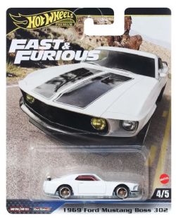 HOT WHEELS PREMIUM -  1969 FORD MUSTANG BOSS 302 -  RAPIDE ET DANGEREUX 4/5