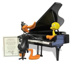 LOONEY TUNES -  DAFFY DUCK JOUANT DU PIANO