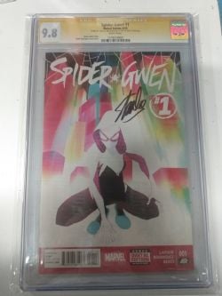 MARVEL -  SPIDER GWEN #1 SIGNED BY STAN LEE (4/15) - CGC 9.8