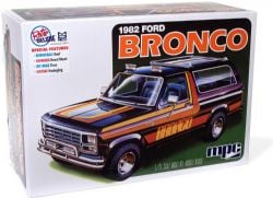 MPC PLASTIC MODEL -  1/25 - FORD BRONCO 1982 991