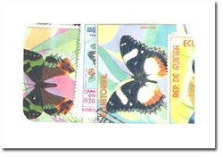 PAPILLONS -  200 DIFFÉRENTS TIMBRES - PAPILLONS