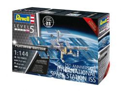 REVELL -  1/44 - INTERNATIONAL SPACE STATION 