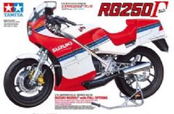 TAMIYA -  1/12 - SUZUKI RG250 TOUTES OPTIONS 14029